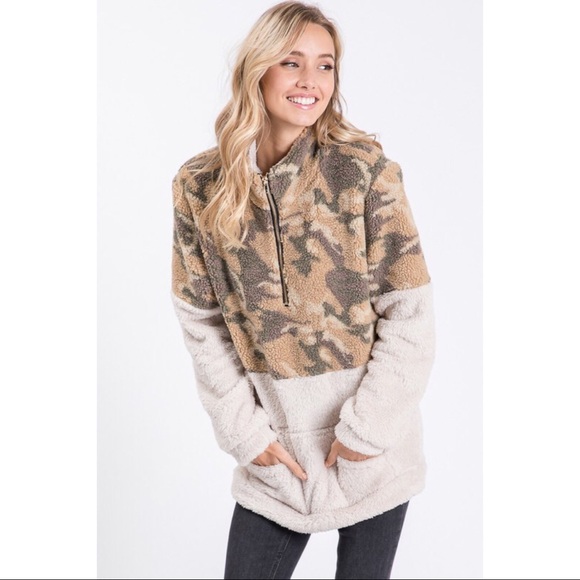 LAST ONE! Camouflage Print Sherpa Pullover Sweater - Picture 4 of 6